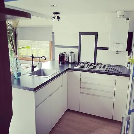 Knus Met Zwembad En Sauna