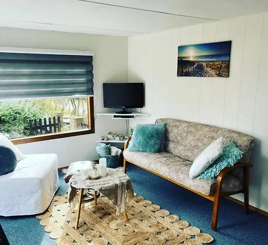 Knus Met Zwembad En Sauna Sint Maartensvlotbrug