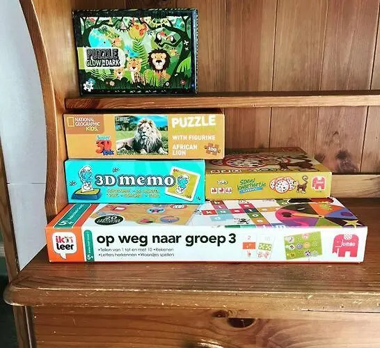 Dağ evi Knus Met Zwembad En Sauna *